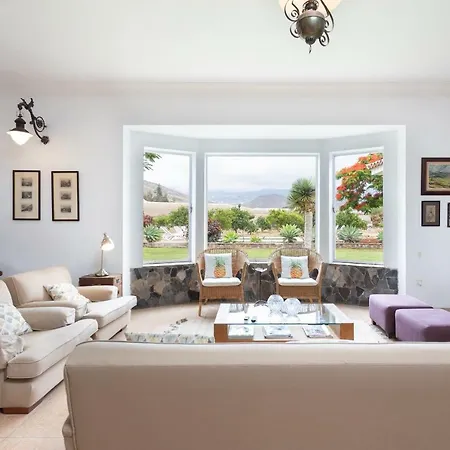 Caserío De Guaza * Palm-mar